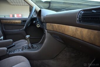 BMW 730i r.1987 - 13