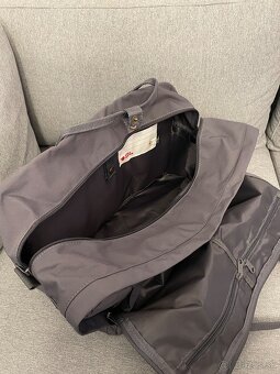 Predám batoh značky Fjällräven Kanken Weekender Super Grey - 13