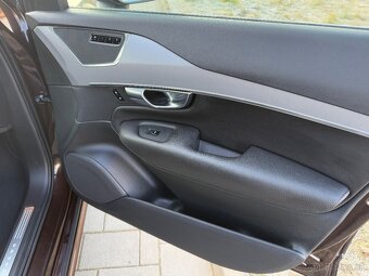 Volvo XC90 2.0 B5 Drive-E Momentum Pro AWD A/T 7m DPH - 13