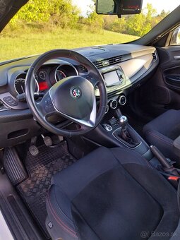 Alfa Romeo Gulietta - 13
