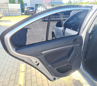 ŠKODA OCTAVIA 1.6 TDI CR DPF AMBIENTE - 13