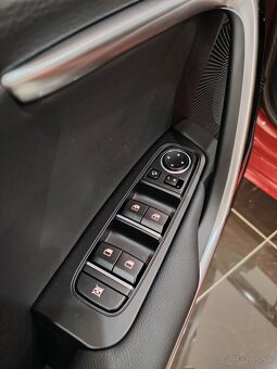 KIA CEED 1,5 T-GDI GOLD, GOLD + MY 2025 - 13