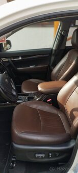 Kia Sorento - 13