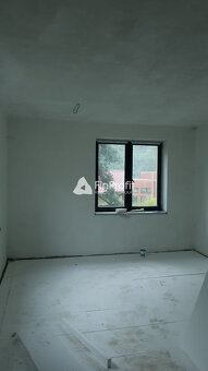 Predám budovu so 7 apartmánmi vo výstavbe vo Vyhniach. - 13