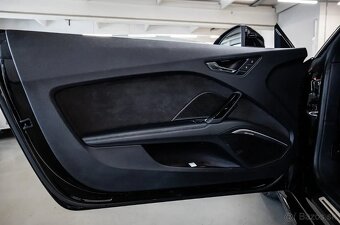 Audi TT RS Roadster - 13