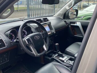 Toyota Land Cruiser 2.8 D-4D Executive A/T - 13