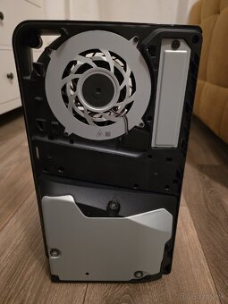 PlayStation 5 (PS5) s mechanikou - 13
