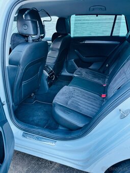 Skoda Superb Combi 2.0 TDI, Automat - 13