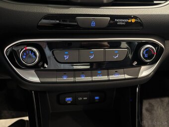 Hyundai i30 1.5i DPi Comfort - 13