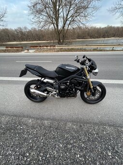 Triumph Street Triple 675 - 13