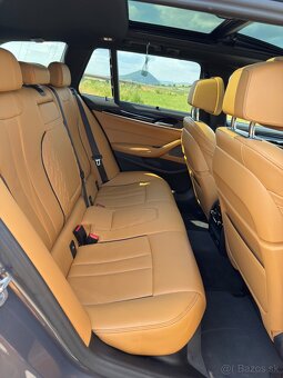 BMW 540i xDrive Touring – TOP výbava, záruka do 07/2027 - 13
