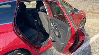 Hyundai i30 SW 2020 1.5DPi Family+ - 13