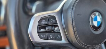 BMW M8 M850i xDrive - 13