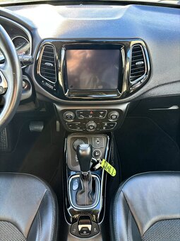 Jeep Compass 2.0L MJet 140 4WD Limited A/T - 13