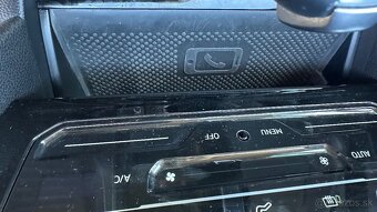 VW Passat B8 2.0 TDI Elegance 110kw DSG - 13