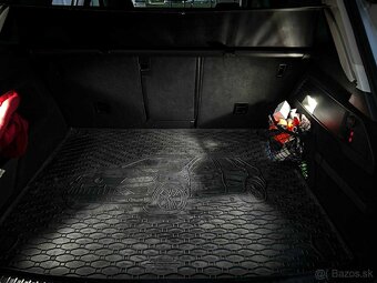 Predám/vymením Volkswagen Touareg 3.0 TDI V6 176 kW 4x4 - 13