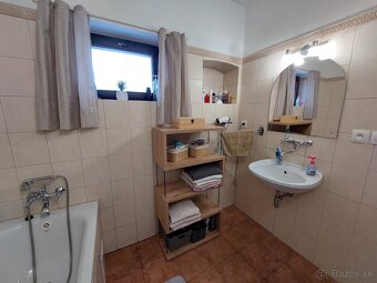 Na predaj rodinný dom v Radimove. - 13