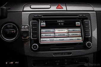 Volkswagen Passat Variant 3.2 V6 4Motion DSG - 13