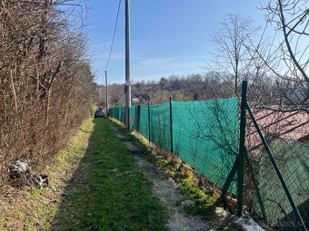 Záhrada s chatkou - 13