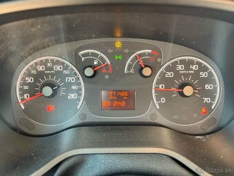 Fiat Doblo 1.6 JTD diesel, 77kW, MT/6, rok:04.2010. - 13