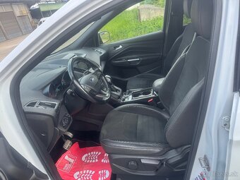 FORD KUGA 2.0 TDCI 4x4 ST-line 150PS - 13