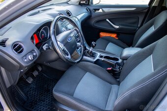 Ford Mondeo - 13