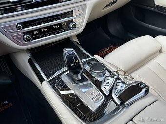 BMW Rad 7 730d xDrive A/T - 13