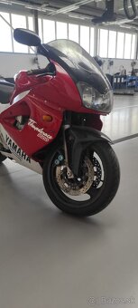 Yamaha yzf1000 r Thunderace - 13