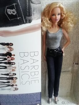 Zberatelská Barbie Basics jeans - 13
