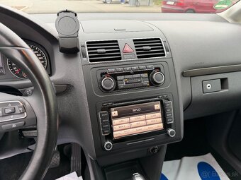 VOLKSWAGEN TOURAN 1,4 TSI, aut.DSG,BI-XENON,NAVI - 13