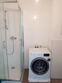 Prenájom 1,5 Izbového bytu Slnečnice-Petržalka s garážovým m - 13