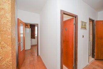 Prenajom 3 izb bytu v Lamači, Studenohorská ulica - 13