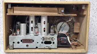 ☆ starožitné elektronkove radio Tesla 3101B / TOP STAV - 13