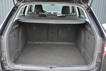Škoda Superb Combi 2.00 TDI DSG STyle - 13