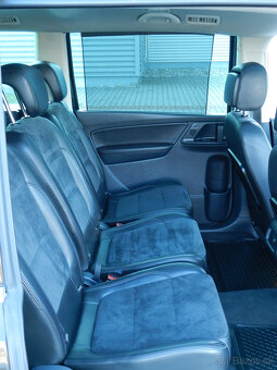 VW Sharan 2.0 TDI Highline 4MOTION 7miest Panorama Webasto - 13