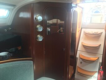 Plachetnice BENETEAU OCEANIS 351 - 13