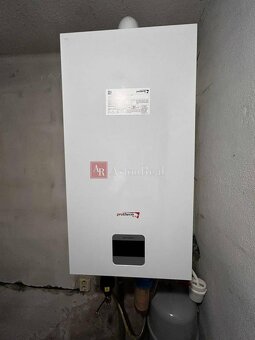 Dvojpodlažný Rodinný Dom na pozemku 786 m2 - Chyžné - 13