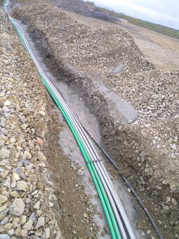 Ponúkame výkopové práce - 13