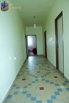 Dom na najkrajšom mieste v obci Jelšovce - 13