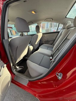 Mazda 3 Sedan 1.6 Benzín 2006 - 13