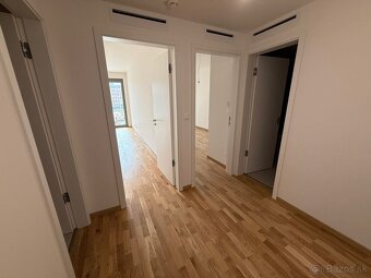 2-izbový apartmán Metropolis, Bottova ulica, Bratislava I - 13