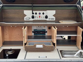 Lifestylecamper X-Line Premium - Markíza, sprcha, 750kg - 13
