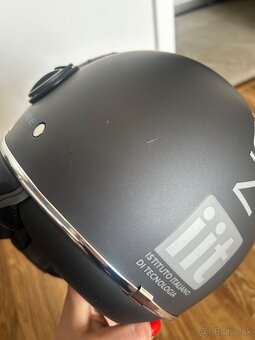 MOMO DESIGN PRILBA - 13