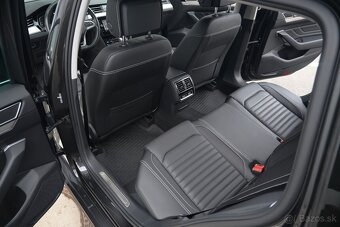 Volkswagen Passat Variant 2.0 TDI Elegance 4Motion DSG - 13