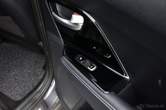 Kia Niro EV 64 kWh Platinum - 13