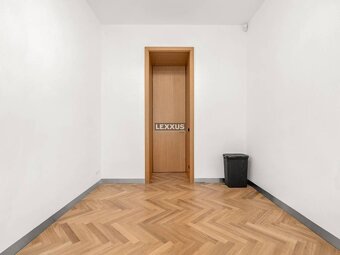 -PRENAJOM Elegantný 5 izbový dom v Starom meste, Bratislava  - 13