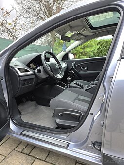 Renault Mégane 1.6 16V Dynamique - 13