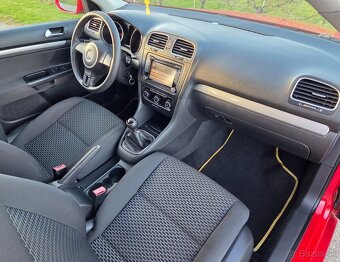 Volkswagen Golf 1.6 TDI 77KW/105 koní R.V.05/2011 - 13