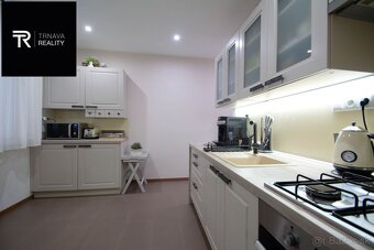 Moderný kompletne zrekonštruovaný 4 izbový byt 77 m2, Sládko - 13