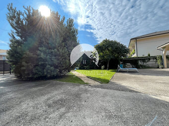 Reality KOMPLEX s.r.o. Vám ponúka apartmánový dom vo Veľkom - 13